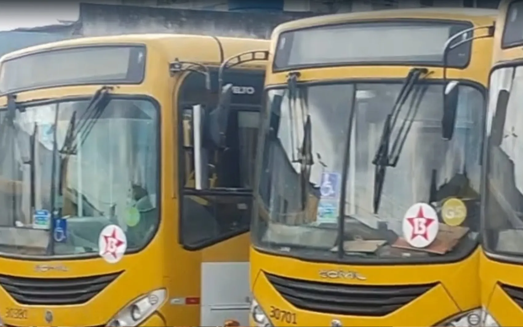 No momento você está vendo Vereadores pedem CEI para investigar ônibus parados no 2º turno em Salvador