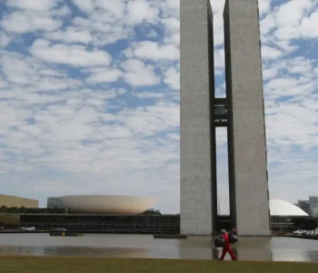 Perfil mais conservador deve mudar agenda do Congresso, diz professor