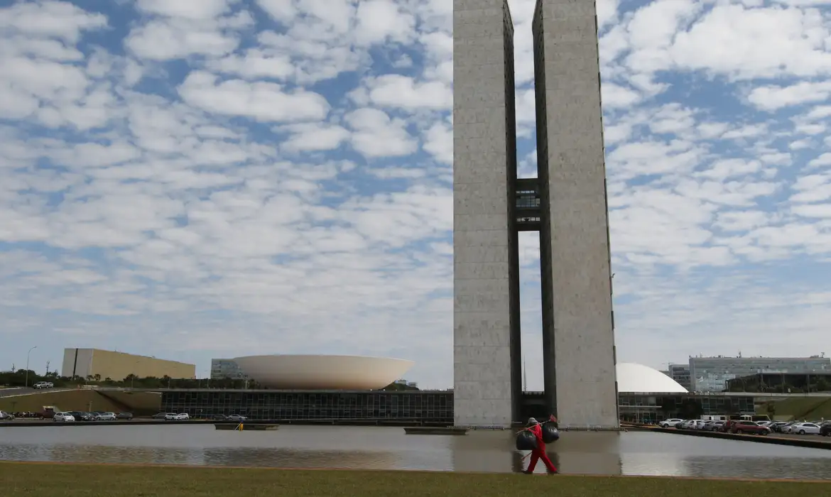 No momento você está vendo Perfil mais conservador deve mudar agenda do Congresso, diz professor