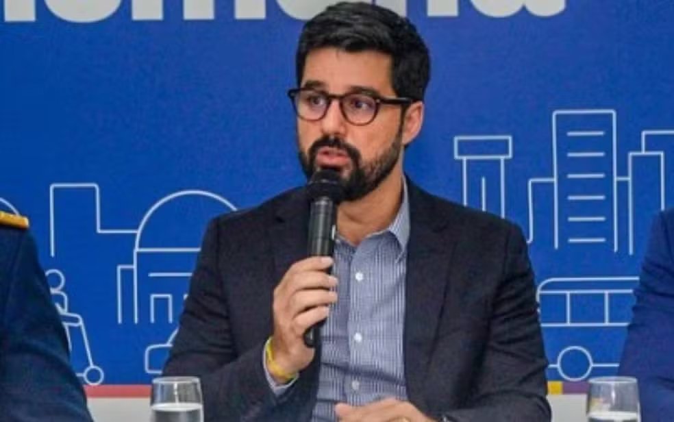 No momento você está vendo TRE manda prender secretário de transporte de Salvador